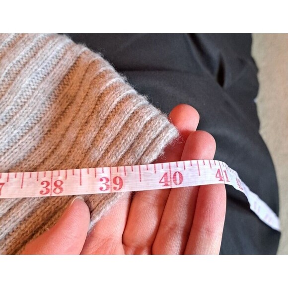 BERYLL Dramatic Asymmetrical Poncho Ribbed Gray 100% Cashmere Sweater - 346 - Picture 8 of 12